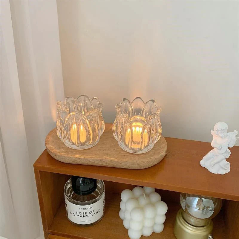 Tulip Candle Holder – Home Decor Ornament  حامل شموع على شكل زهرة التوليب – قطعة ديكور منزلية