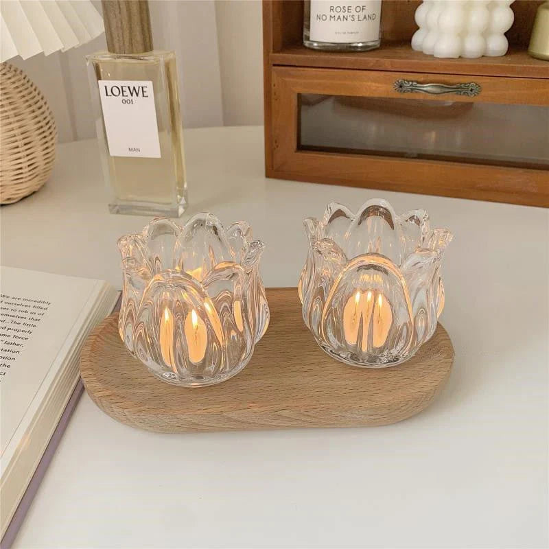 Tulip Candle Holder – Home Decor Ornament  حامل شموع على شكل زهرة التوليب – قطعة ديكور منزلية
