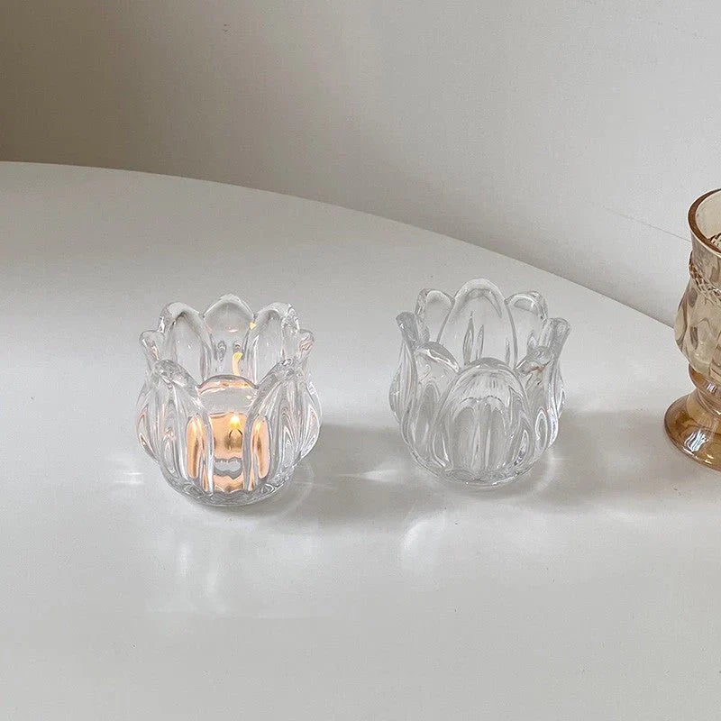 Tulip Candle Holder – Home Decor Ornament  حامل شموع على شكل زهرة التوليب – قطعة ديكور منزلية